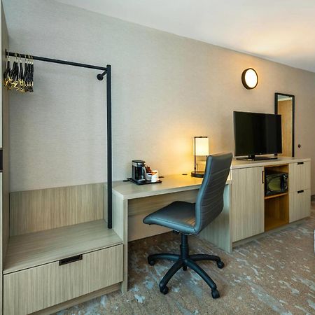 לאוול Comfort Inn מראה חיצוני תמונה
