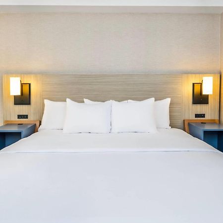 לאוול Comfort Inn מראה חיצוני תמונה