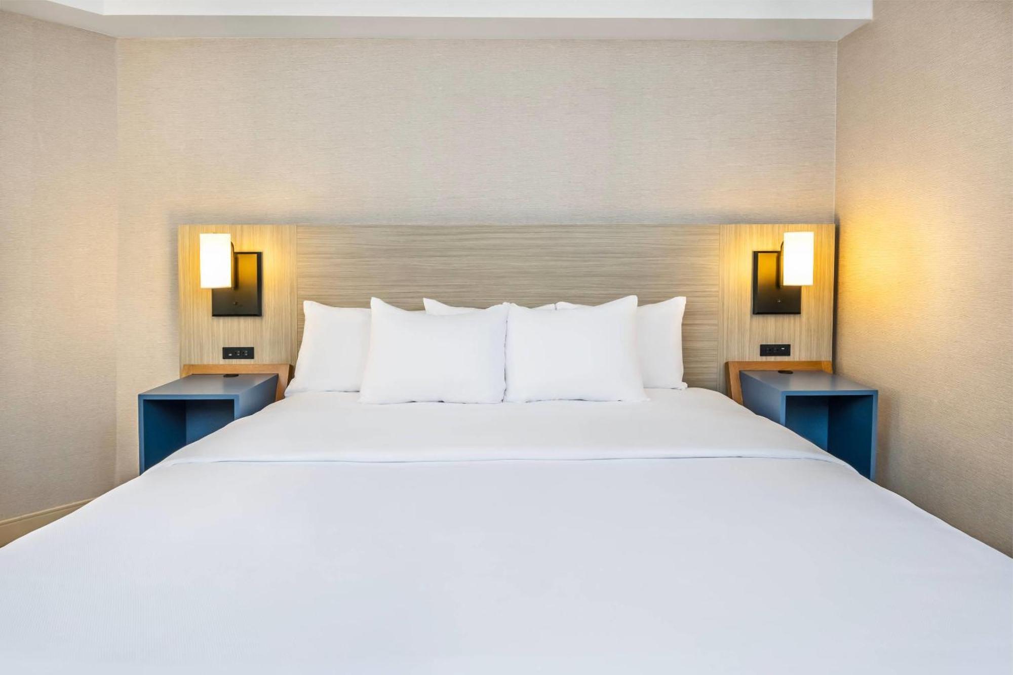 לאוול Comfort Inn מראה חיצוני תמונה